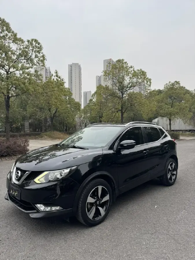 2017 Nissan Qashqai 2.0L 150HP L4 CVT