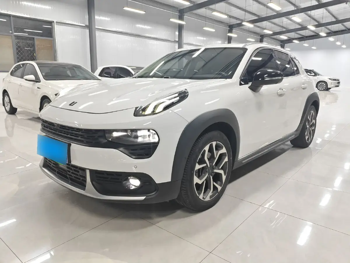 2019 LYNK&CO 02 2.0T 190HP L4 6AT