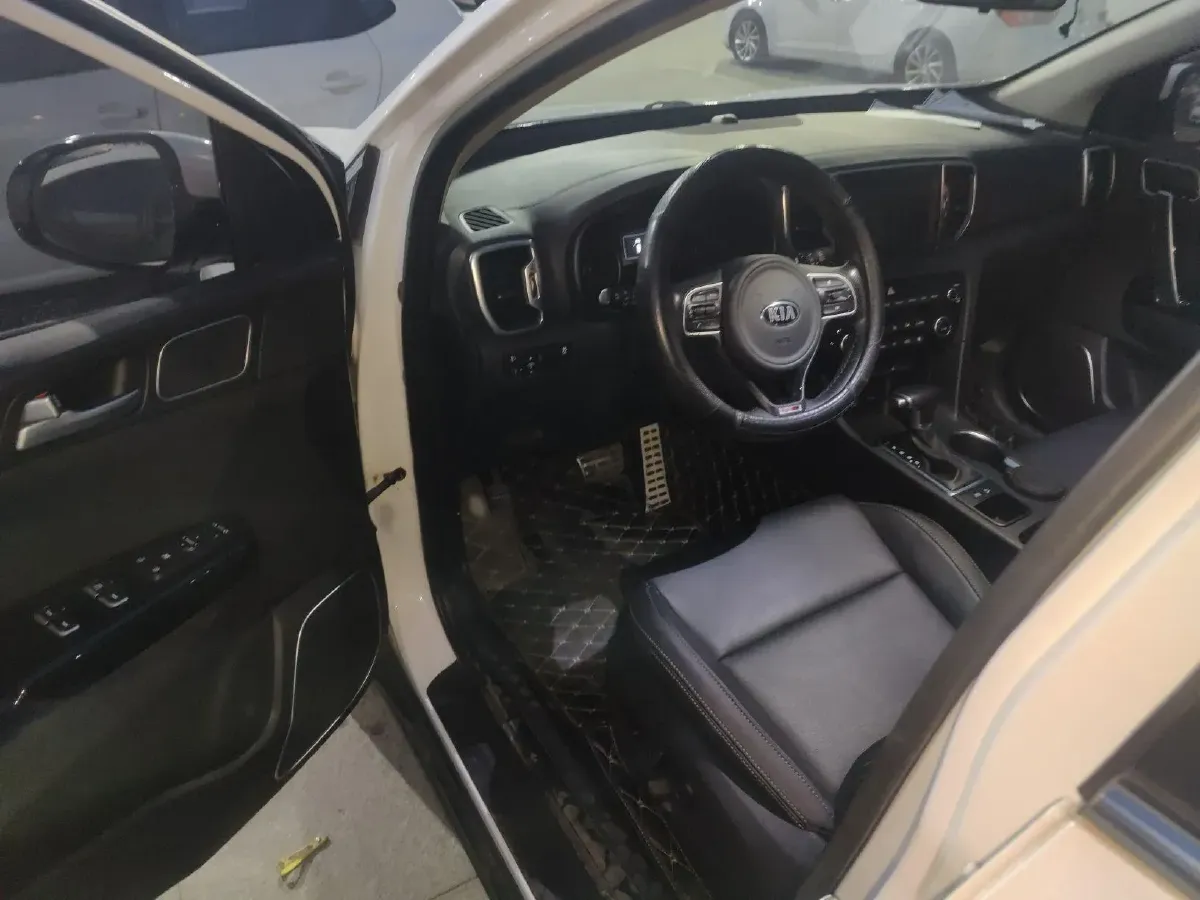 2016 Kia KX5 1.6T 177HP L4 7DCT,autocango,china used car exporter,china ev exporter,chinese used car exporter,chinese used ev exporter