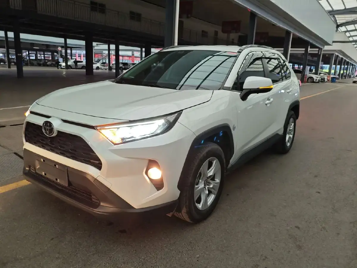 2022 Toyota RAV4 2.0L 171HP L4 CVT