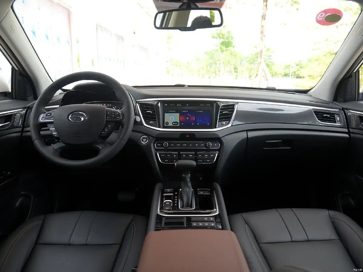 2017 GAC Trumpchi GS7 1.8T 188HP L4 6AT,autocango,china used car exporter,china ev exporter,chinese used car exporter,chinese used ev exporter