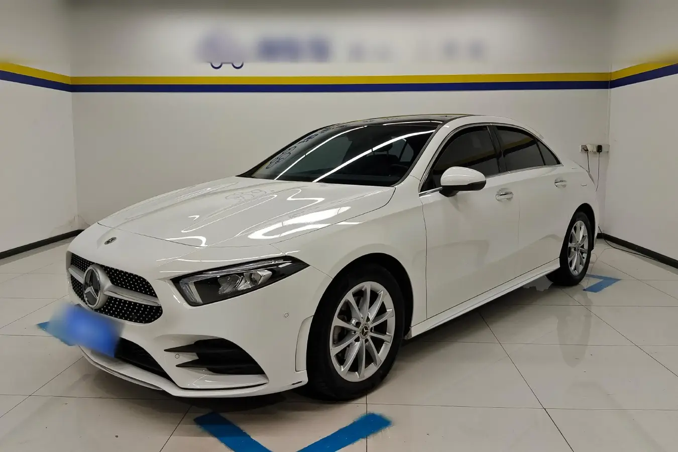 2022 Mercedes-Benz A Class 1.3T 163HP L4 7DCT