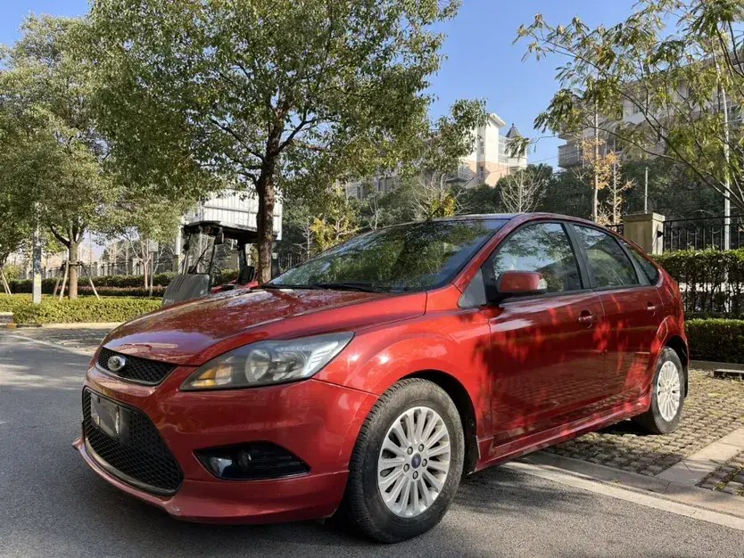 2013 Ford Focus 1.8L 124HP L4 4AT