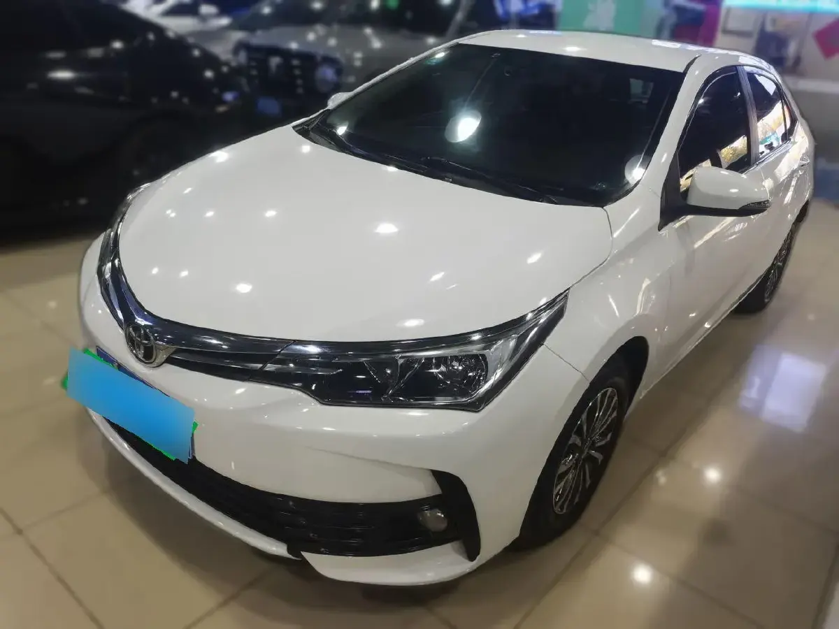 2018 Toyota Corolla 1.2T 116HP L4 CVT