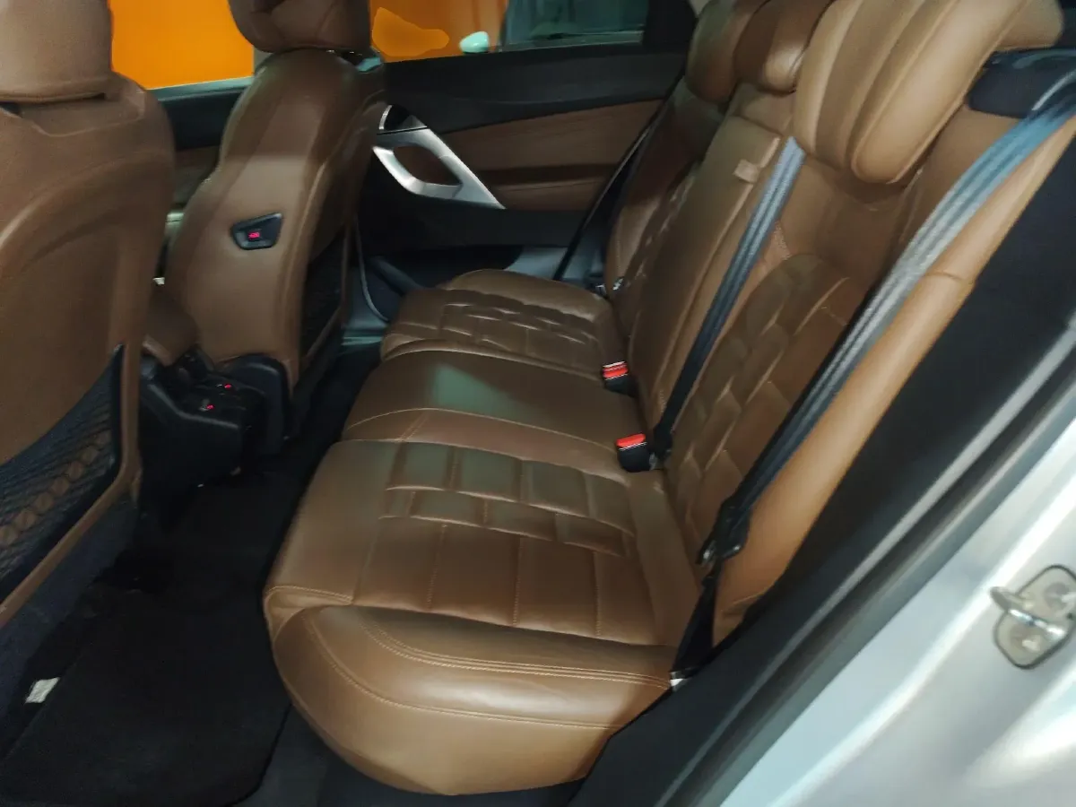 2013 DS 5 1.6T 200HP L4 6AT,autocango,china used car exporter,china ev exporter,chinese used car exporter,chinese used ev exporter