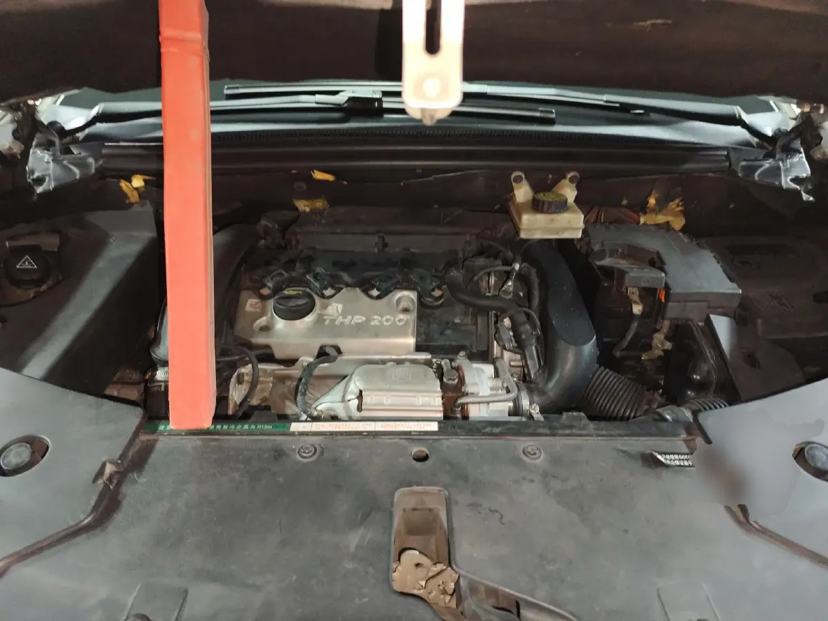 2013 DS 5 1.6T 200HP L4 6AT,autocango,china used car exporter,china ev exporter,chinese used car exporter,chinese used ev exporter