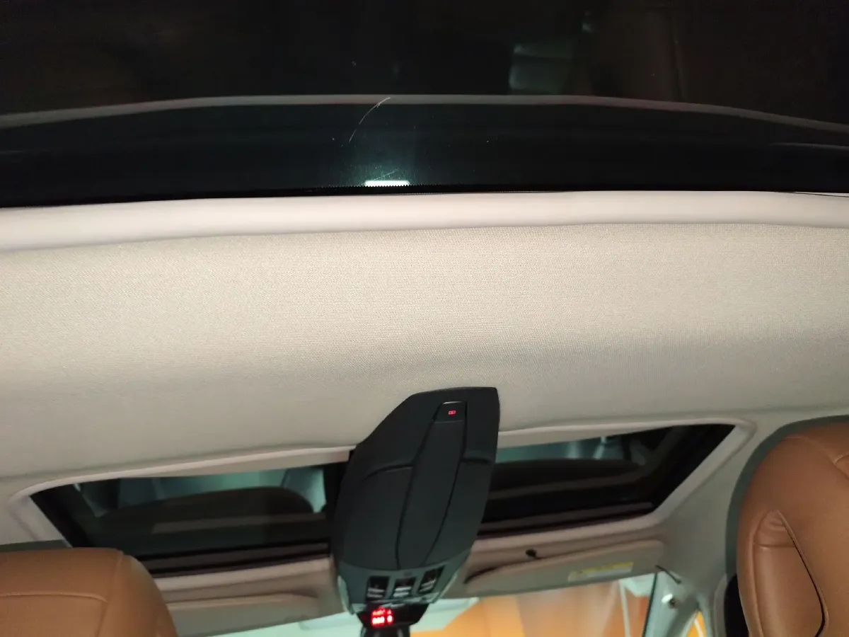 2013 DS 5 1.6T 200HP L4 6AT,autocango,china used car exporter,china ev exporter,chinese used car exporter,chinese used ev exporter