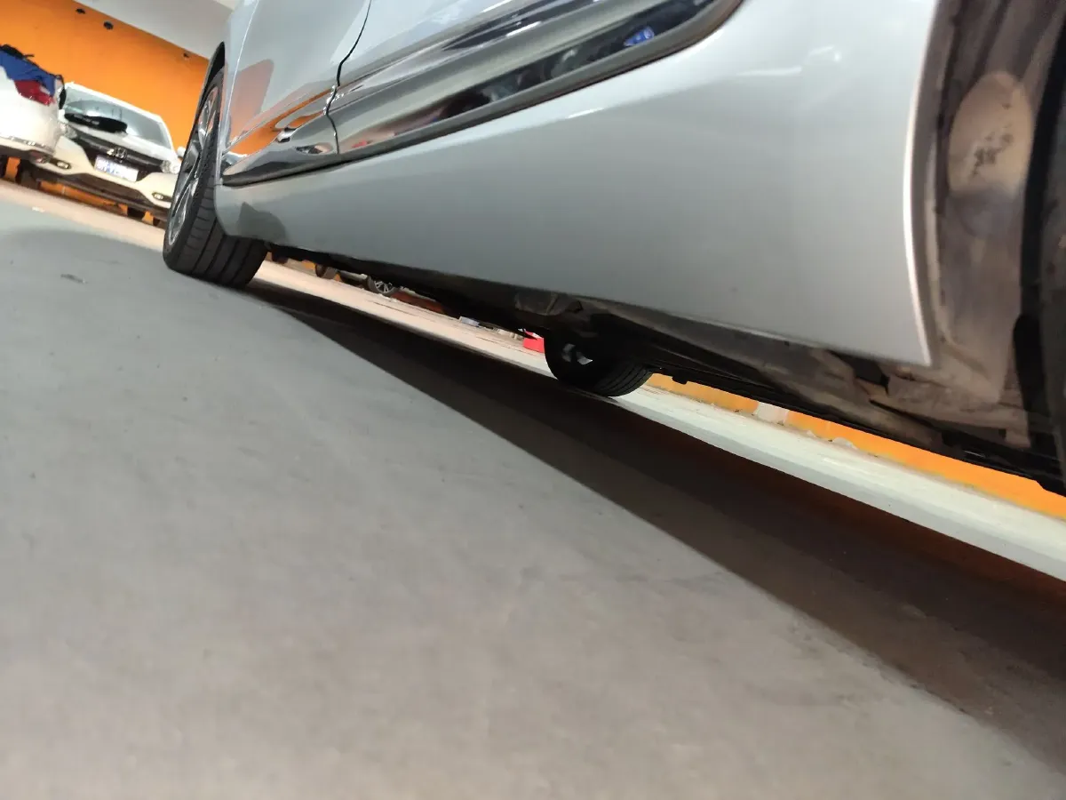 2013 DS 5 1.6T 200HP L4 6AT,autocango,china used car exporter,china ev exporter,chinese used car exporter,chinese used ev exporter