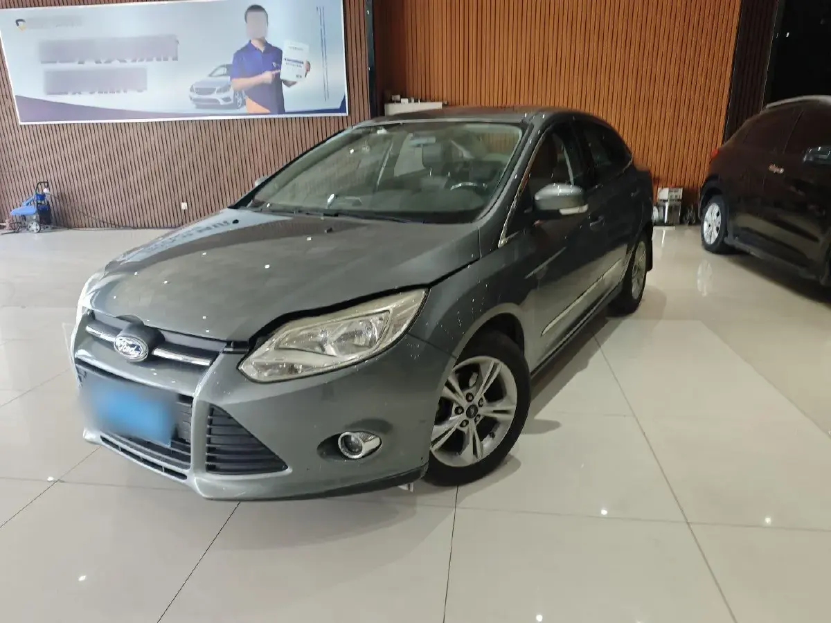 2012 Ford Focus 1.6L 125HP L4 6DCT