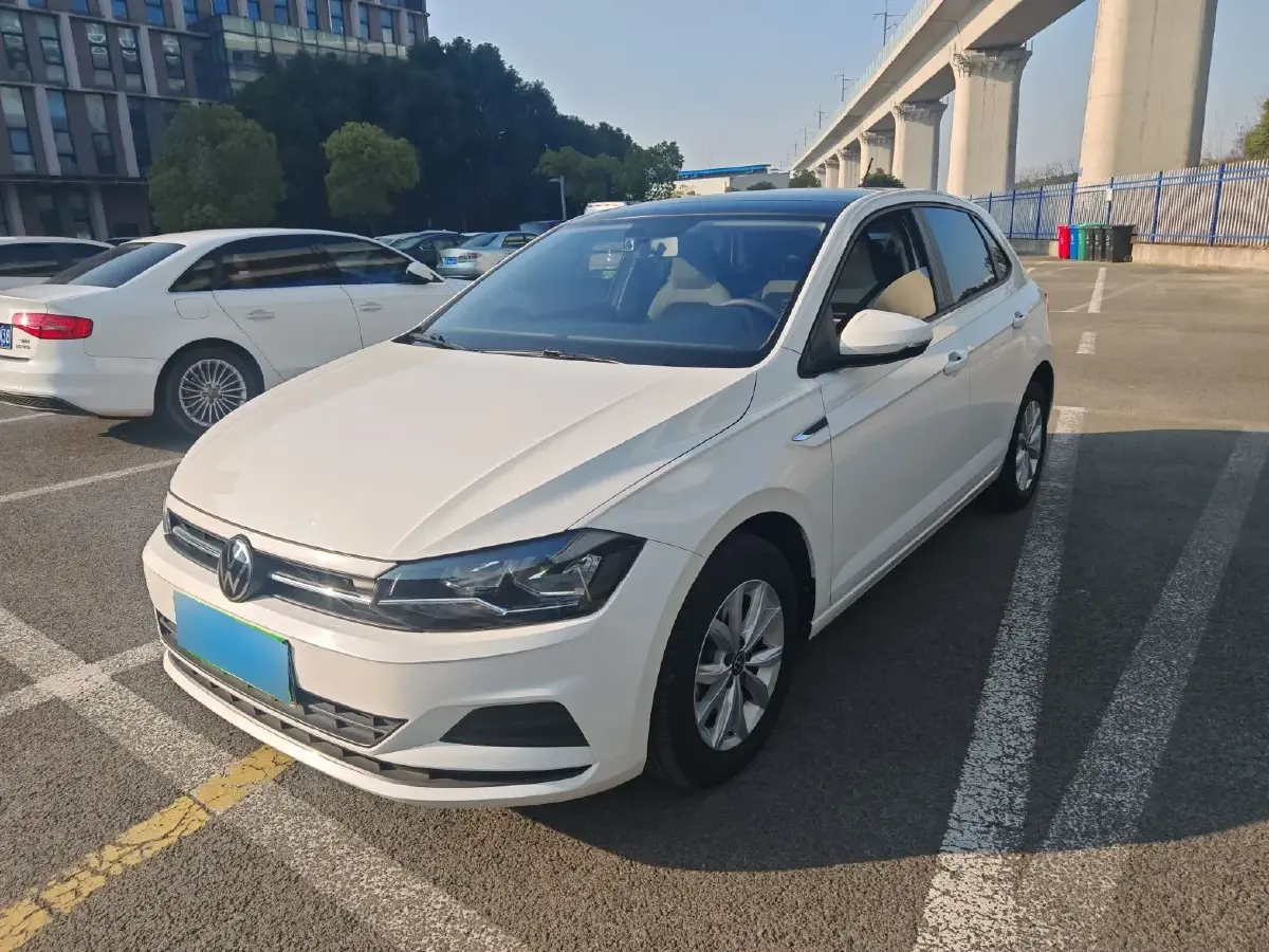 2021 Volkswagen Polo 1.5L 113HP L4 6AT