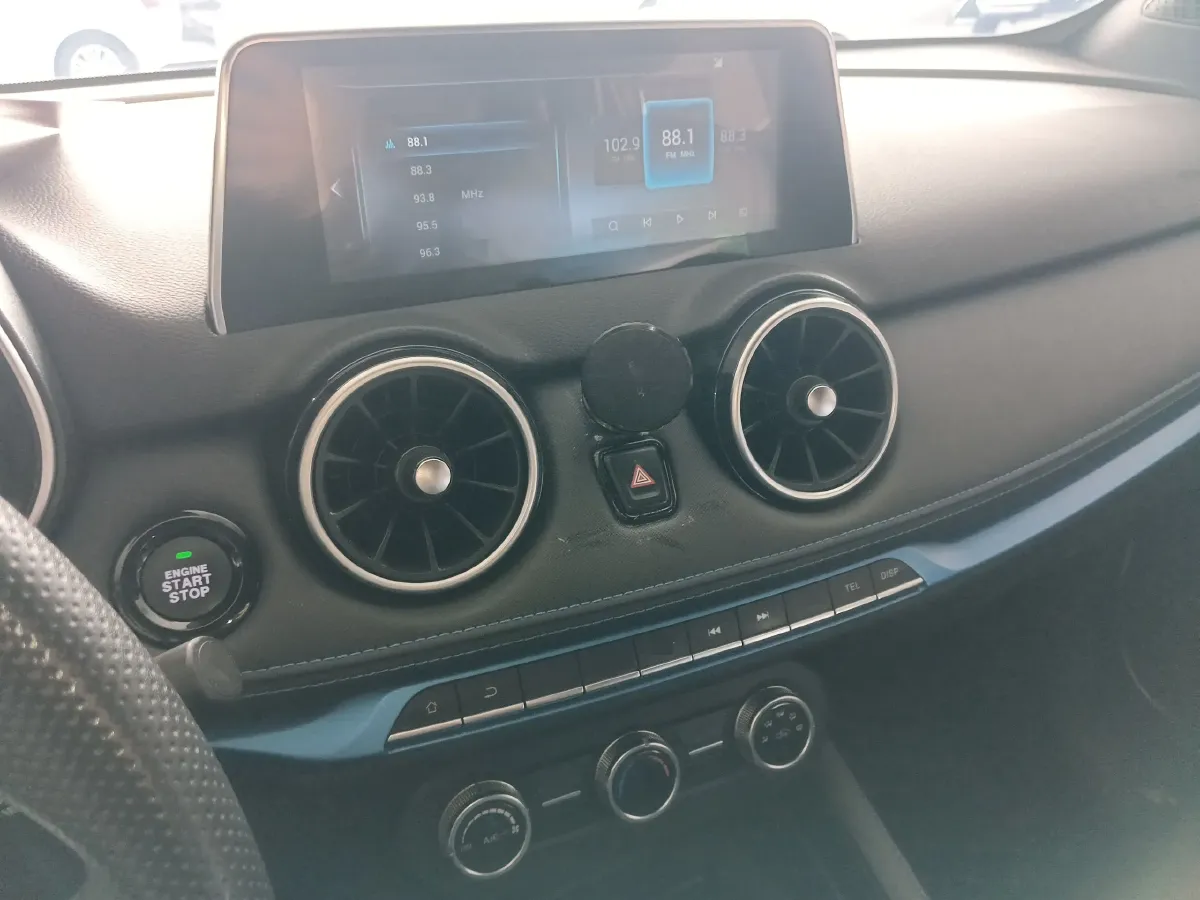 2019 DongFeng Fengon Fengon E3 BEV 52.56KWH,autocango,china used car exporter,china ev exporter,chinese used car exporter,chinese used ev exporter