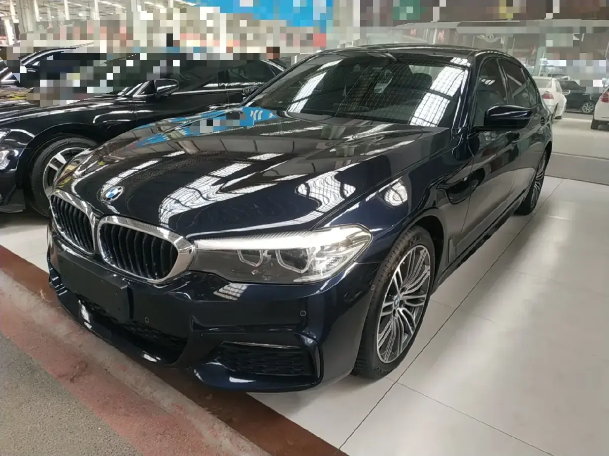 2018 BMW 5 Series 2.0T 252HP L4 8AT