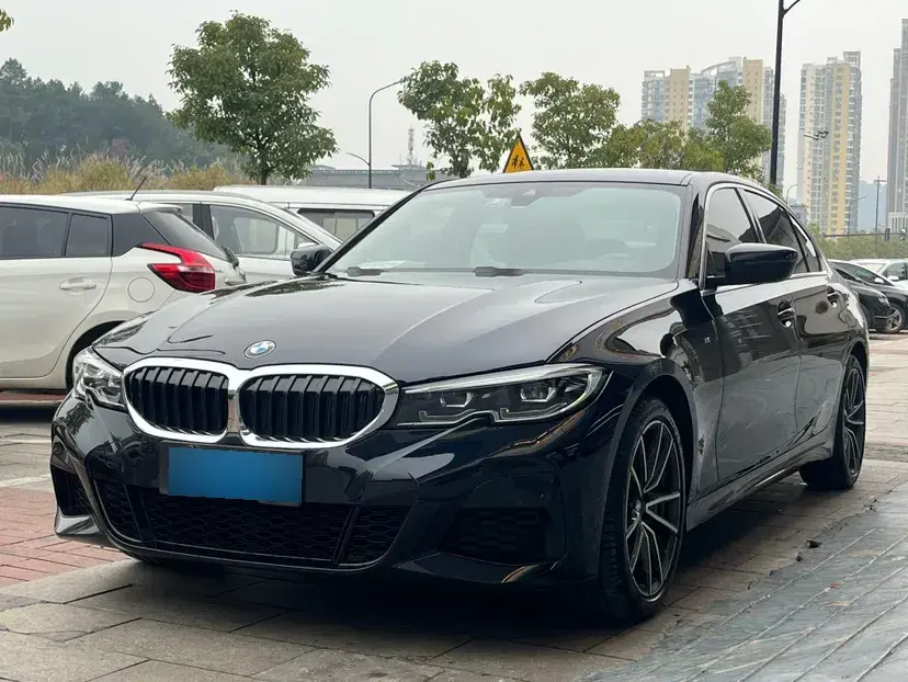 2022 BMW 3 Series 2.0T 184HP L4 8AT