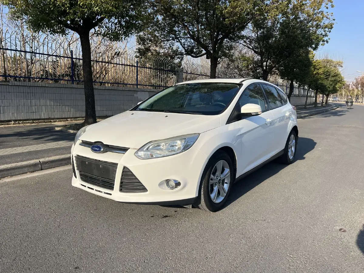 2012 Ford Focus 1.6L 125HP L4 6DCT