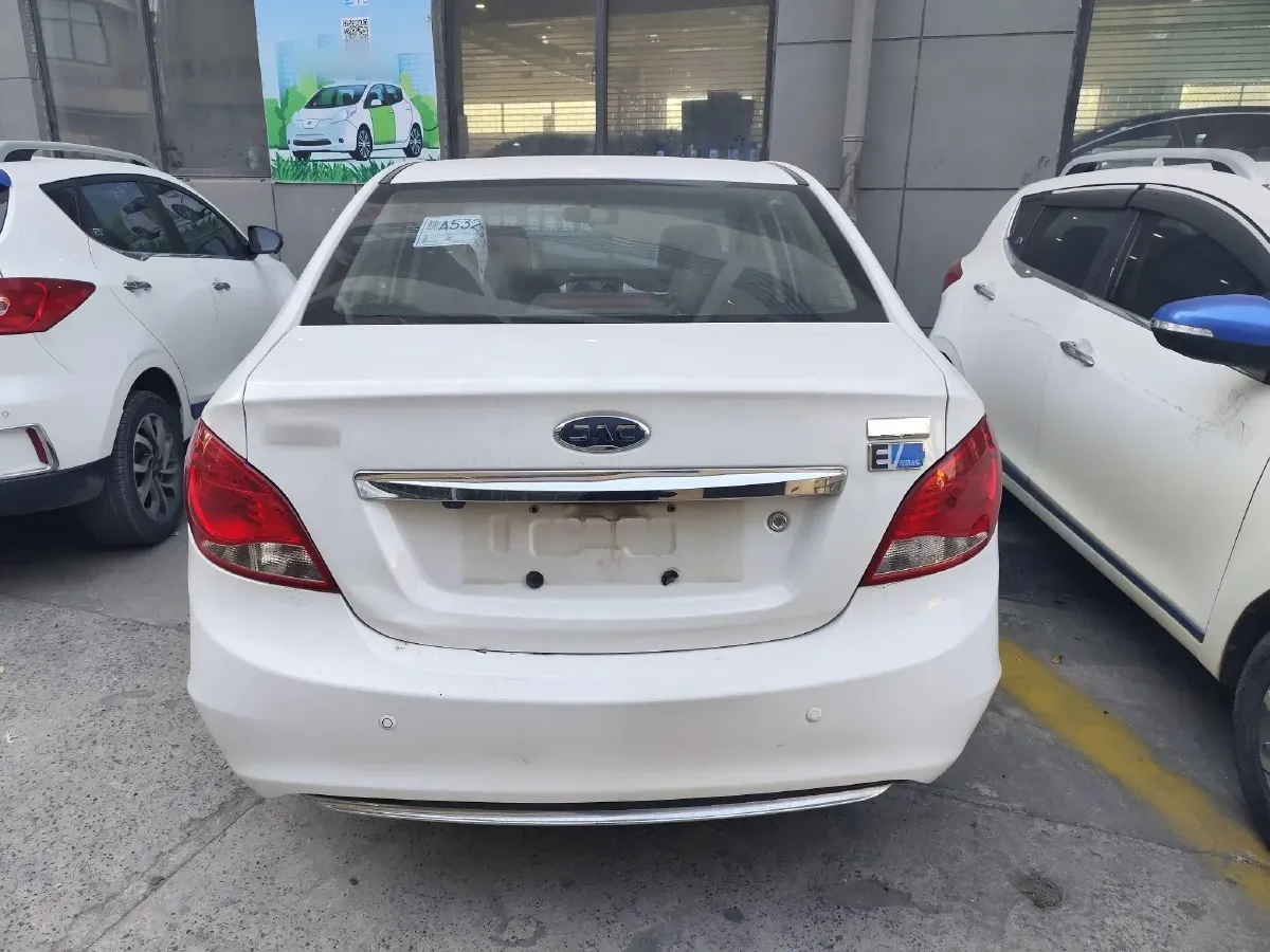 2019 JAC iEV7 BEV 35.2KWH,autocango,china used car exporter,china ev exporter,chinese used car exporter,chinese used ev exporter