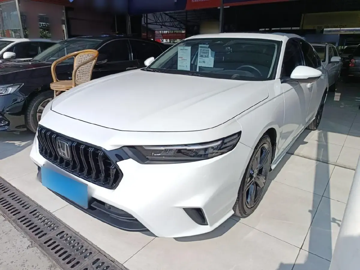 2023 Honda Inspire 1.5T 192HP L4 CVT