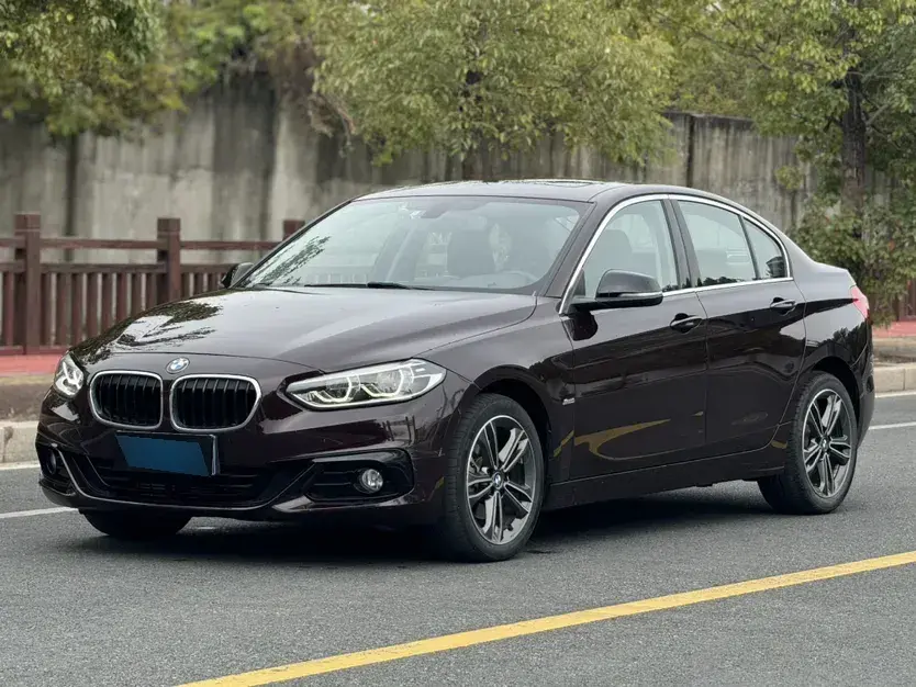 2018 BMW 1 Series 1.5T 136HP L3 6AT