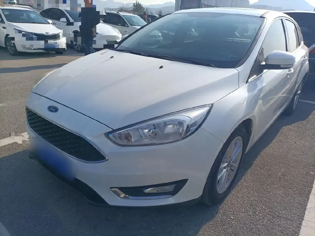 2015 Ford Focus 1.5T 181HP L4 6AT