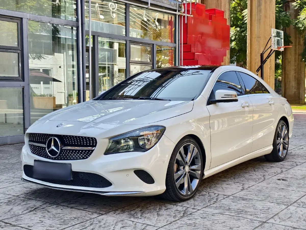 2016 Mercedes-Benz CLA Class 1.6T 156HP L4 7DCT