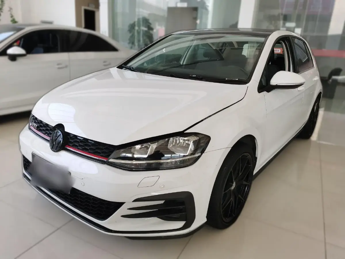 2020 Volkswagen Golf 1.4T 150HP L4 7DCT