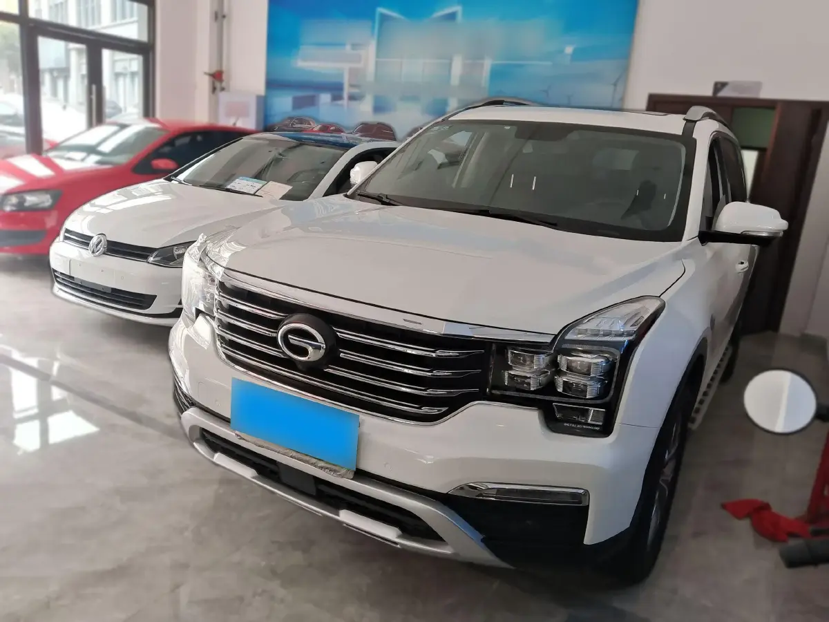 2017 GAC Trumpchi GS8 2.0T 201HP L4 6AT