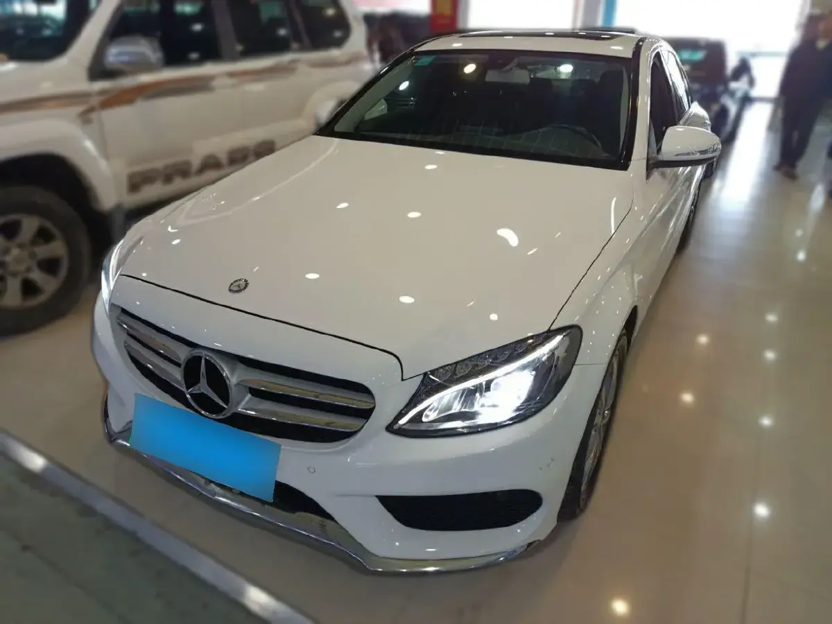 2017 Mercedes-Benz C Class 1.6T 156HP L4 7AT