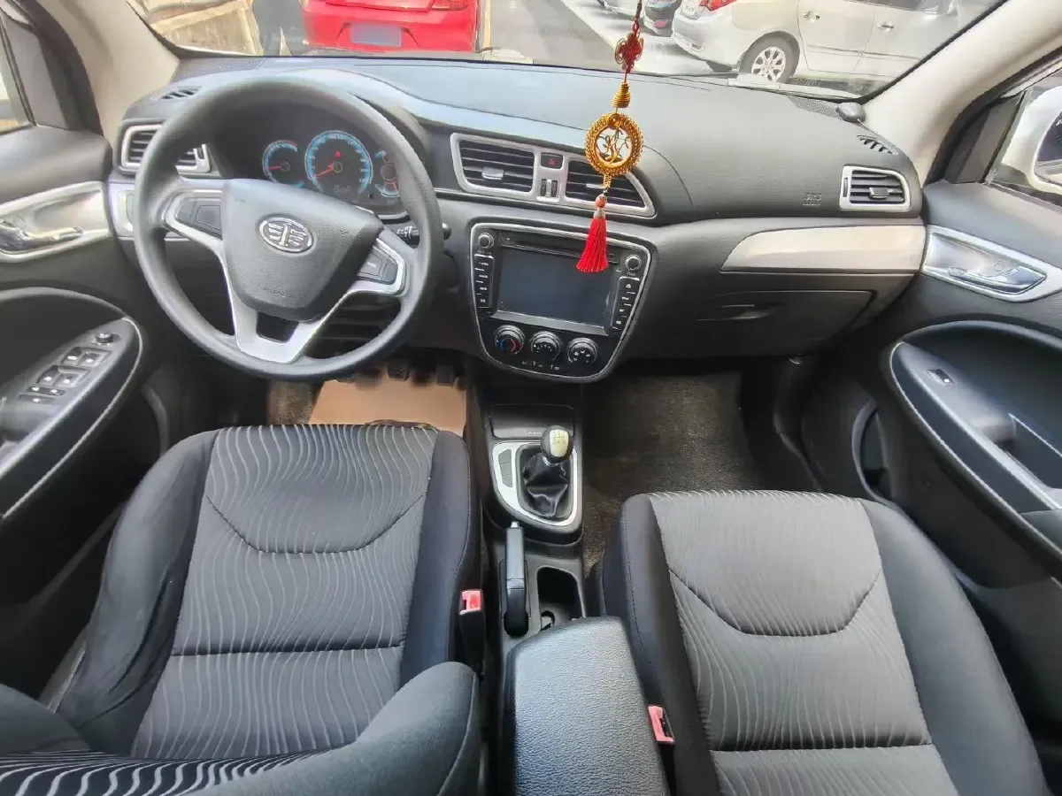 2015 FAW Jumpal D60 1.5L 102HP L4 5MT,autocango,china used car exporter,china ev exporter,chinese used car exporter,chinese used ev exporter