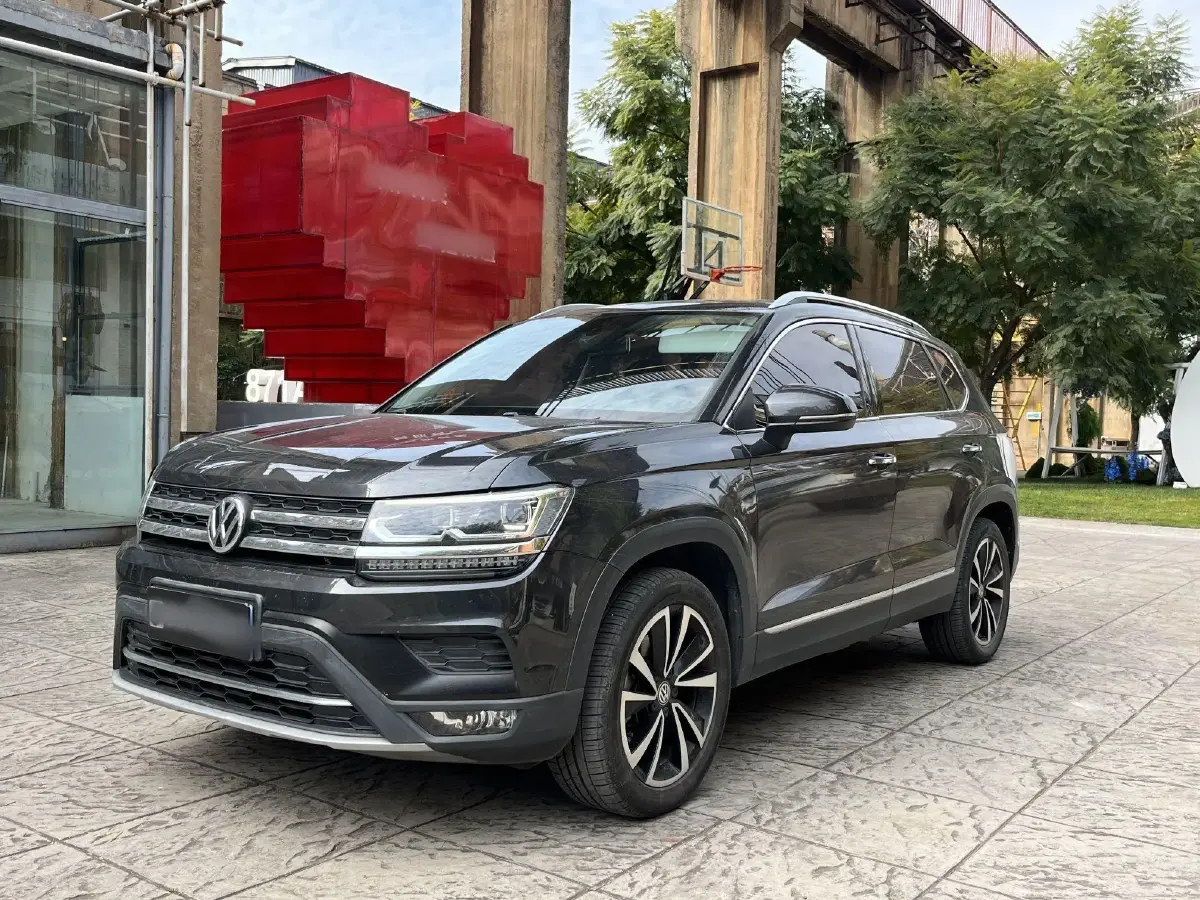 2020 Volkswagen Tharu 2.0T 186HP L4 7DCT