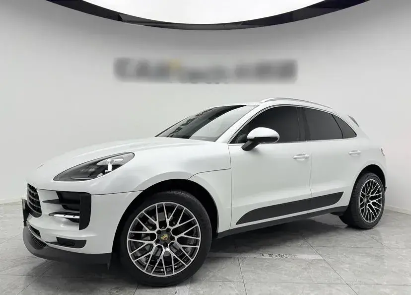 2018 Porsche Macan 2.0T 252HP L4 7DCT
