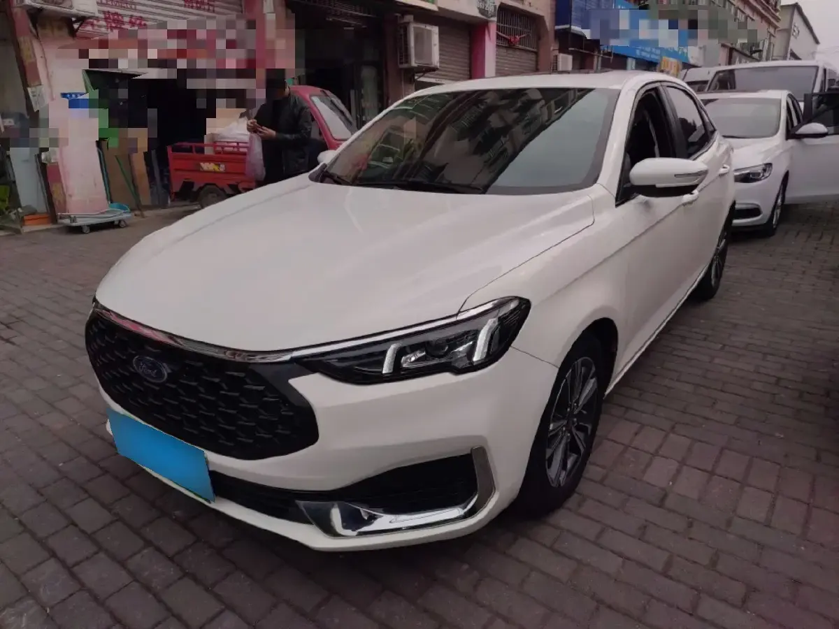 2021 Ford Escort 1.5L 122HP L3 6AT