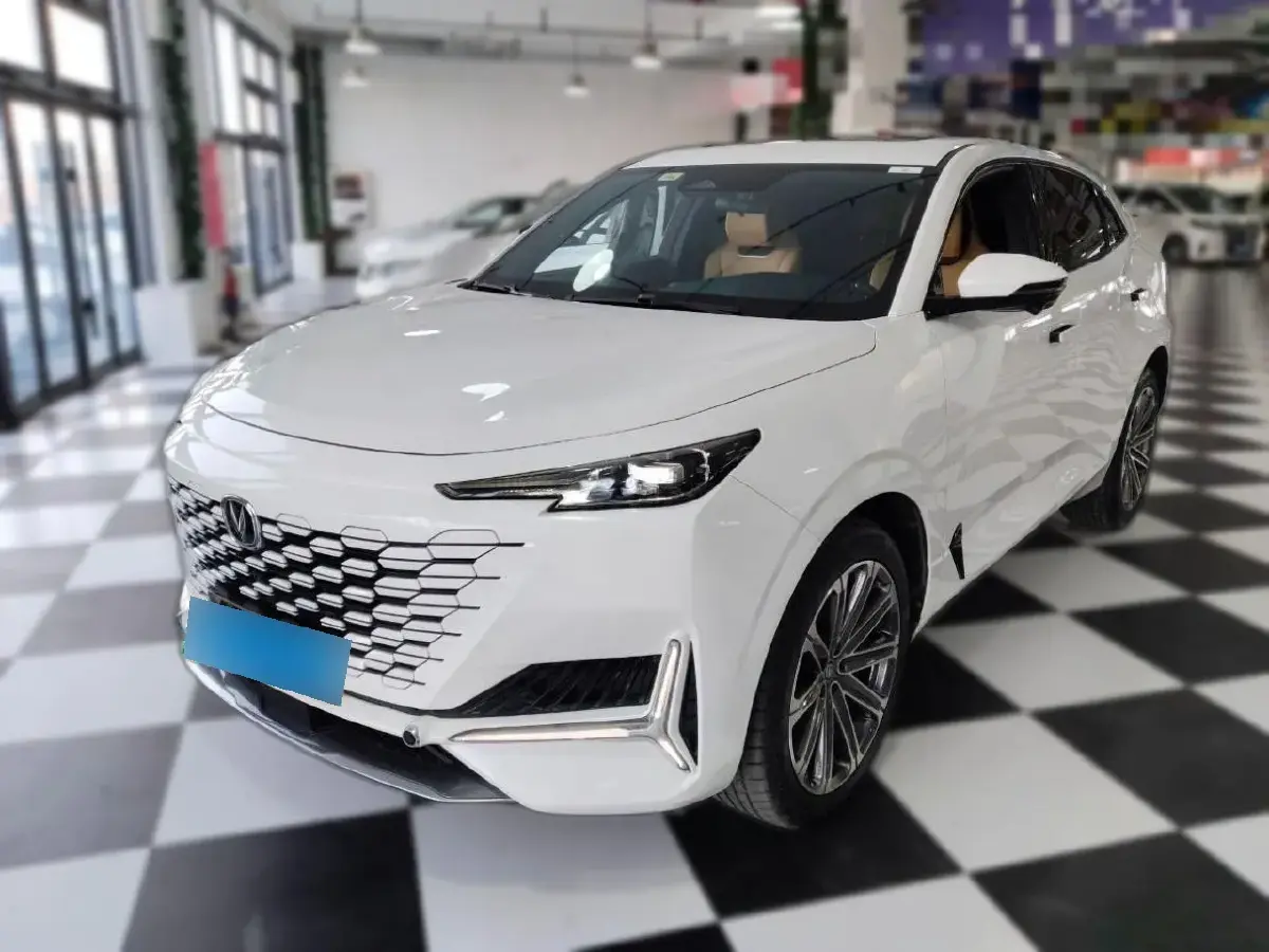 2021 ChangAn UNI-K 2.0T 233HP L4 8AT