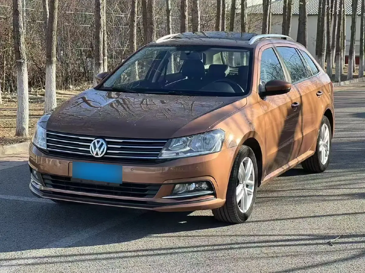 2015 Volkswagen Gran Lavida 1.4T 131HP L4 7DCT