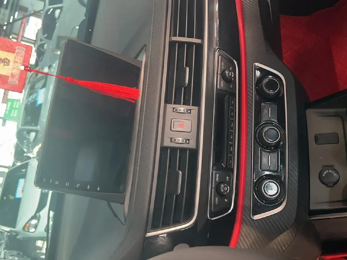 2020 DongFeng Forthing SX6 1.6L 122HP L4 5MT,autocango,china used car exporter,china ev exporter,chinese used car exporter,chinese used ev exporter