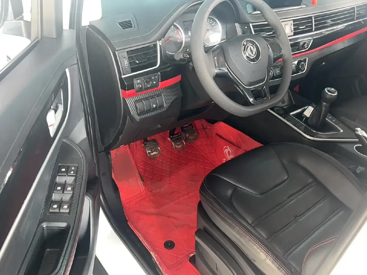 2020 DongFeng Forthing SX6 1.6L 122HP L4 5MT,autocango,china used car exporter,china ev exporter,chinese used car exporter,chinese used ev exporter