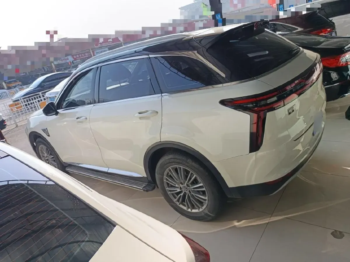 2021 Venucia Star 1.5T 190HP L4 7DCT,autocango,china used car exporter,china ev exporter,chinese used car exporter,chinese used ev exporter