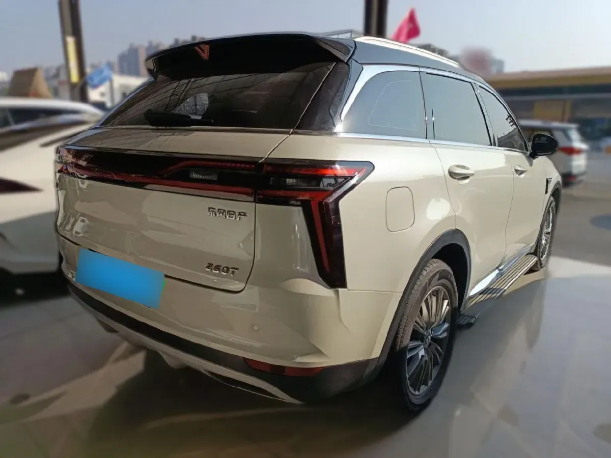 2021 Venucia Star 1.5T 190HP L4 7DCT,autocango,china used car exporter,china ev exporter,chinese used car exporter,chinese used ev exporter