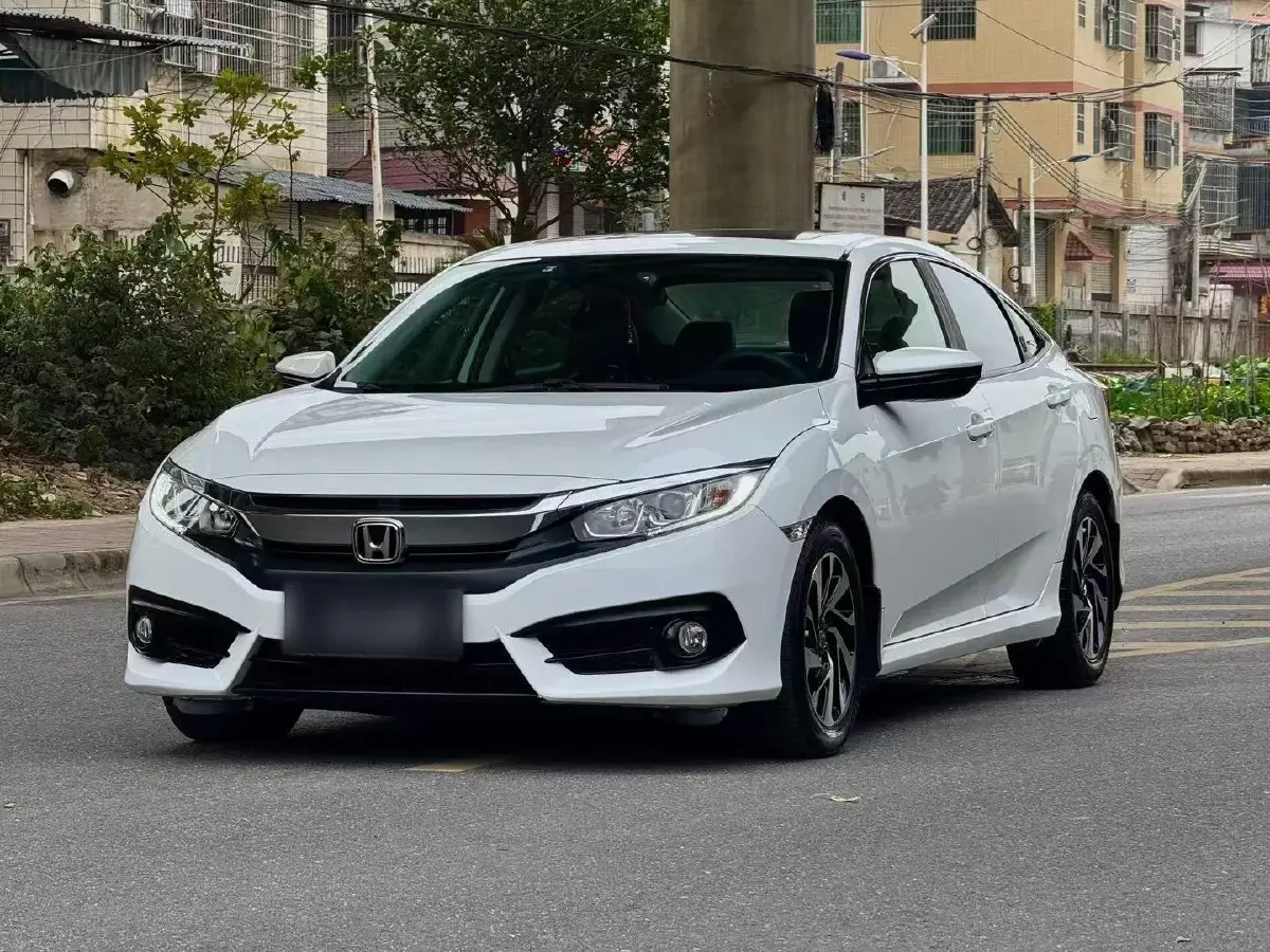 2016 Honda Civic 1.5T 177HP L4 CVT