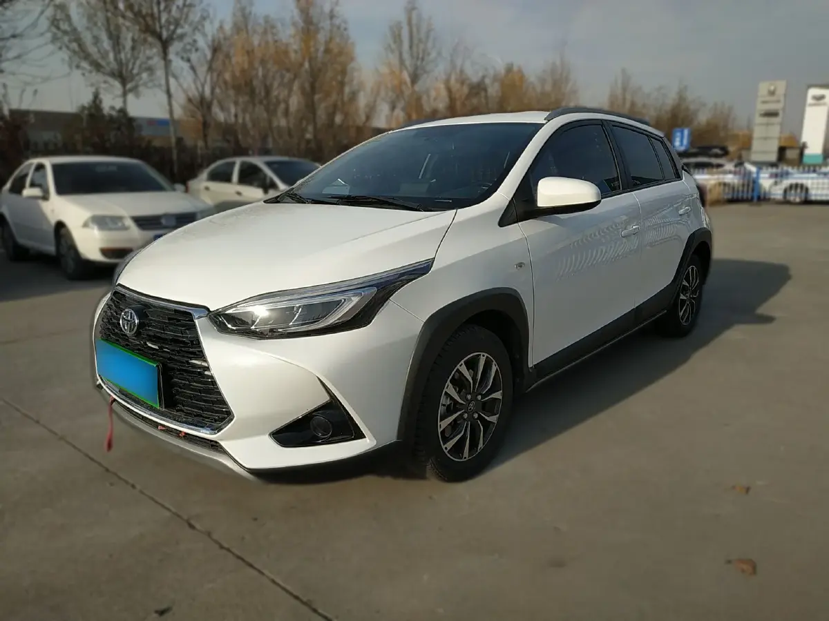 2022 Toyota Yaris L 1.5L 112HP L4 CVT