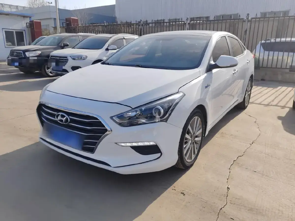 2017 Hyundai Mistra 1.6T 175HP L4 7DCT