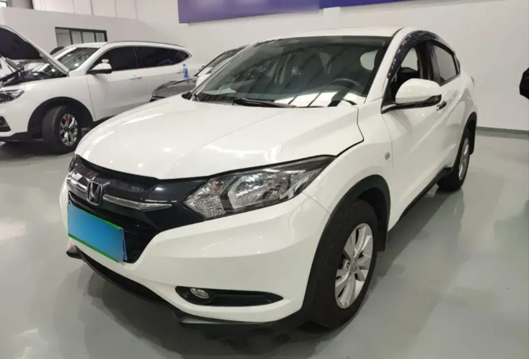 2015 Honda Vezel 1.5L 131HP L4 CVT