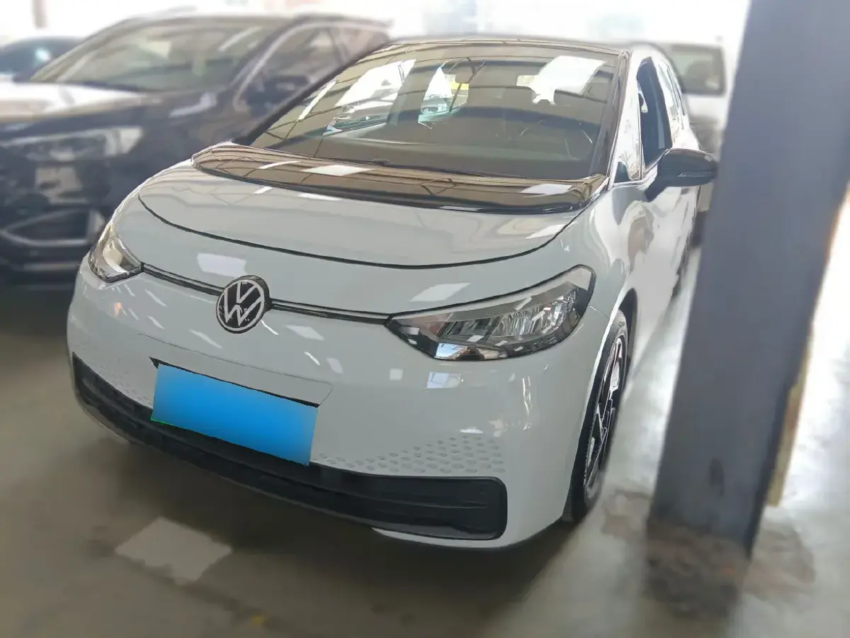 2023 Volkswagen ID.3 BEV 52.8KWH