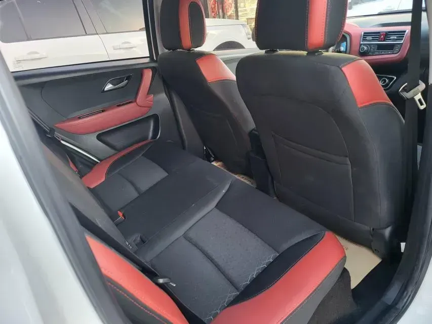 2017 JAC iEV6E BEV 19.66KWH,autocango,china used car exporter,china ev exporter,chinese used car exporter,chinese used ev exporter