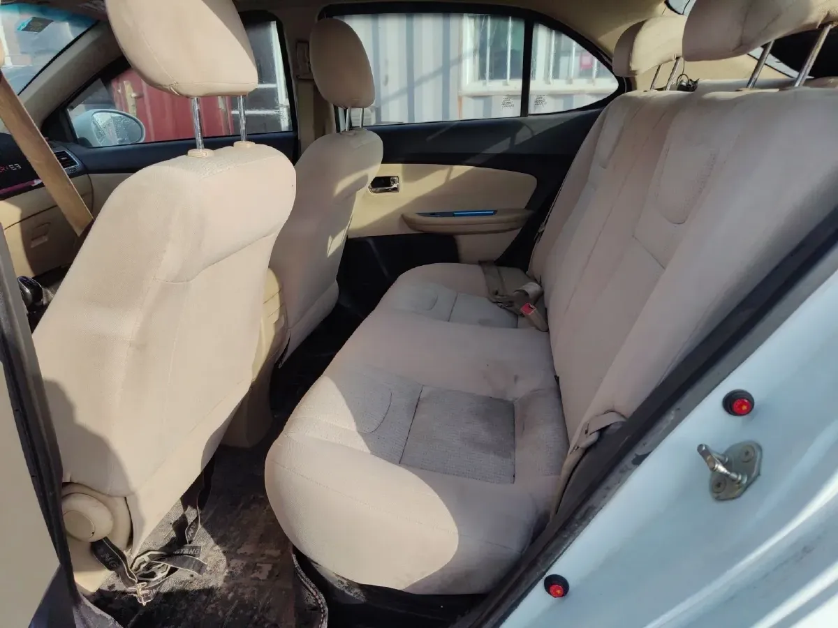 2015 Chery E3 1.5L 109HP L4 5MT,autocango,china used car exporter,china ev exporter,chinese used car exporter,chinese used ev exporter