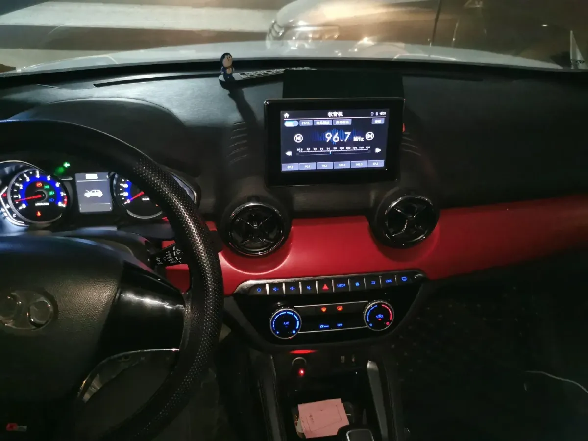 2016 BeiJing Auto Senova X35 1.5L 116HP L4 5MT,autocango,china used car exporter,china ev exporter,chinese used car exporter,chinese used ev exporter