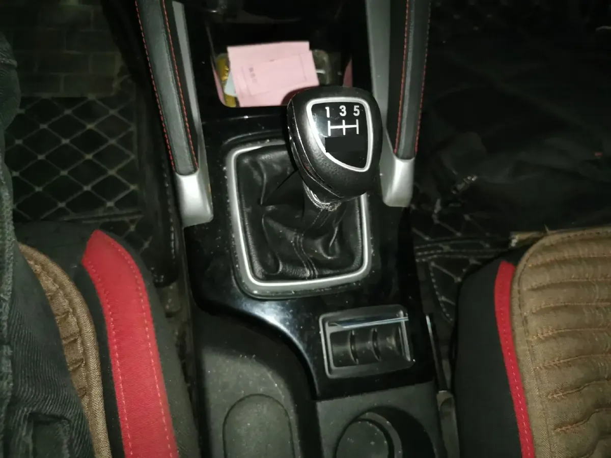 2016 BeiJing Auto Senova X35 1.5L 116HP L4 5MT,autocango,china used car exporter,china ev exporter,chinese used car exporter,chinese used ev exporter