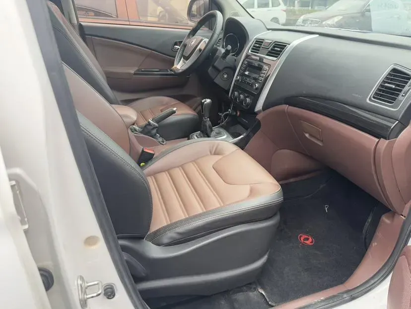 2016 DongFeng Forthing SX6 1.6L 122HP L4 5MT,autocango,china used car exporter,china ev exporter,chinese used car exporter,chinese used ev exporter