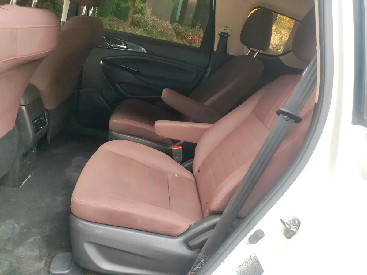 2017 ChangAn Oshan A800 1.5T 156HP L4 6AT,autocango,china used car exporter,china ev exporter,chinese used car exporter,chinese used ev exporter