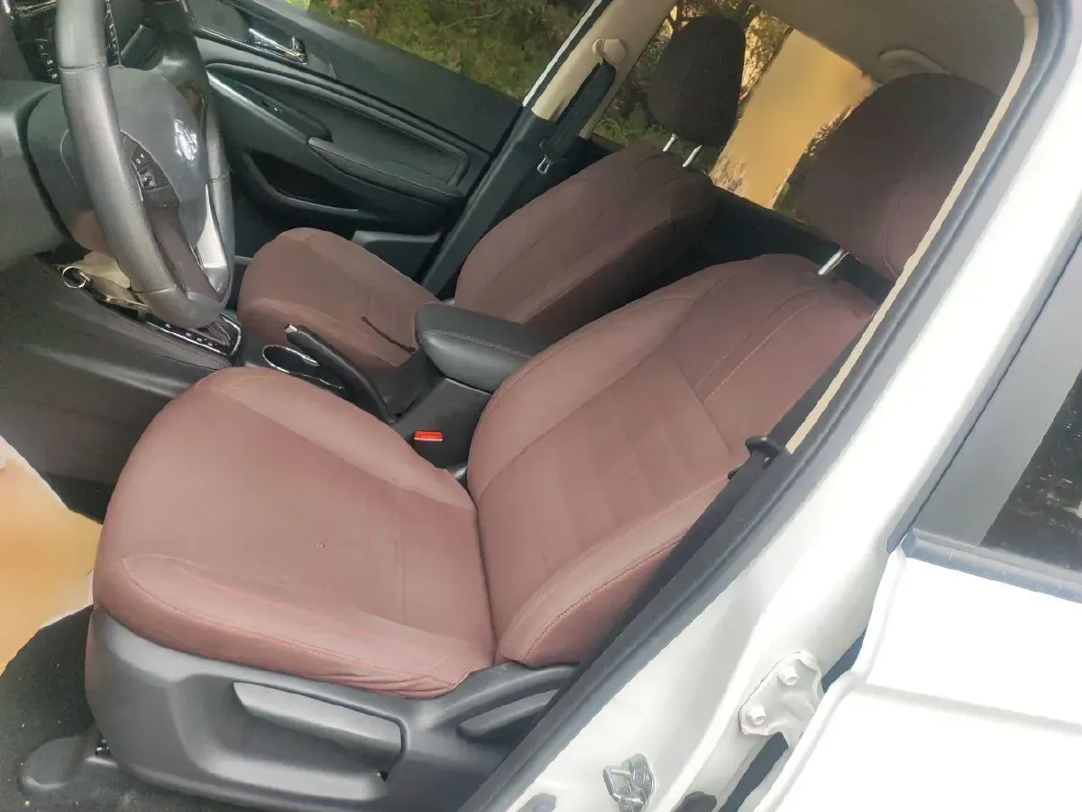 2017 ChangAn Oshan A800 1.5T 156HP L4 6AT,autocango,china used car exporter,china ev exporter,chinese used car exporter,chinese used ev exporter