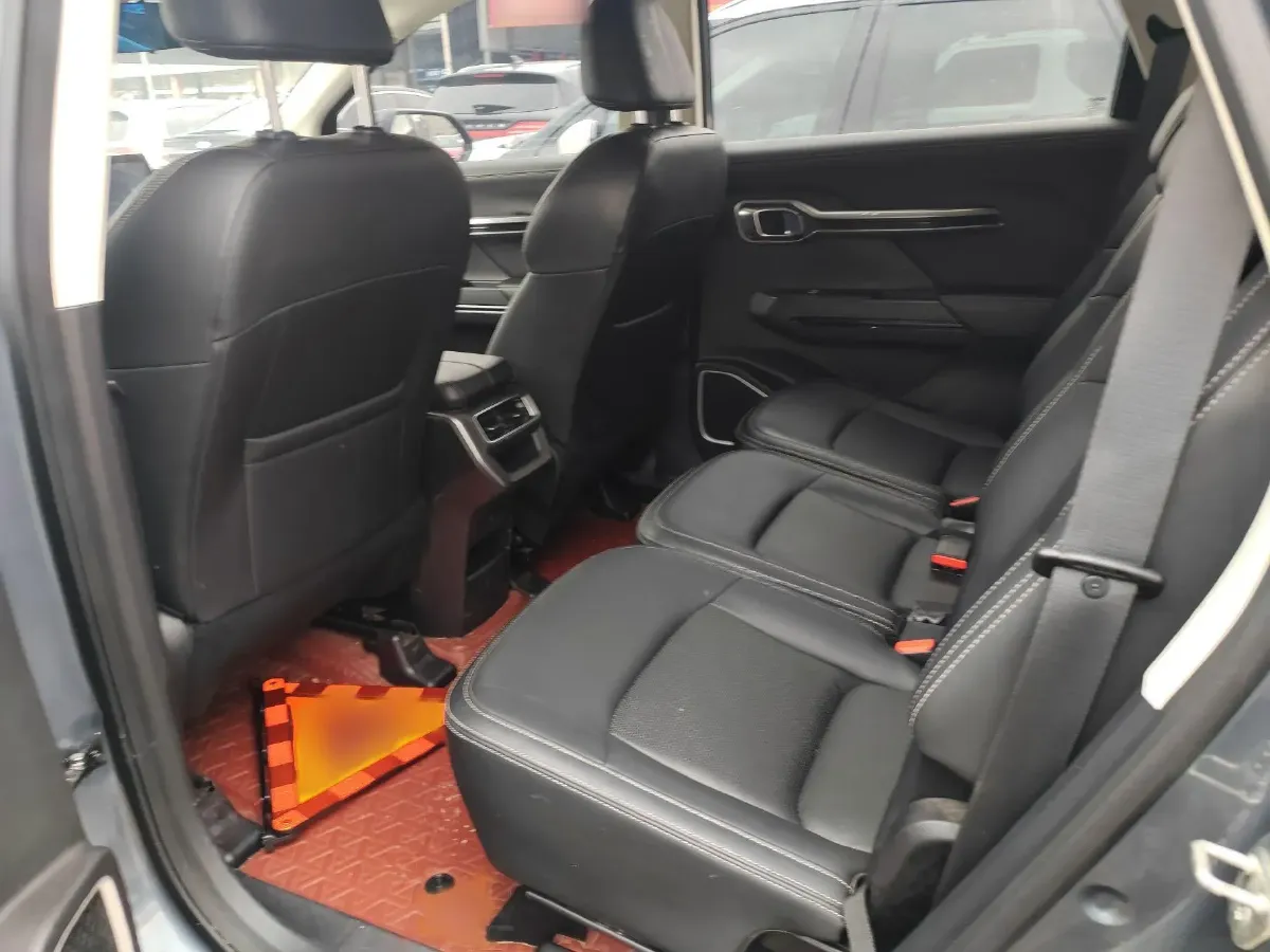 2020 Geely Okavango 1.8T 184HP L4 7DCT,autocango,china used car exporter,china ev exporter,chinese used car exporter,chinese used ev exporter