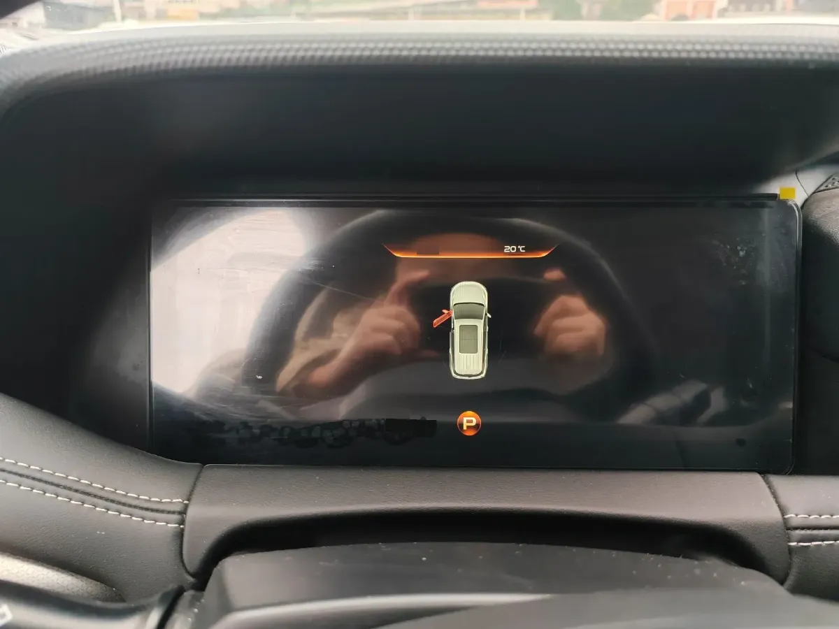 2020 Geely Okavango 1.8T 184HP L4 7DCT,autocango,china used car exporter,china ev exporter,chinese used car exporter,chinese used ev exporter